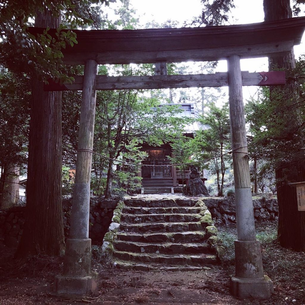 龍ヶ谷熊野神社 二の鳥居