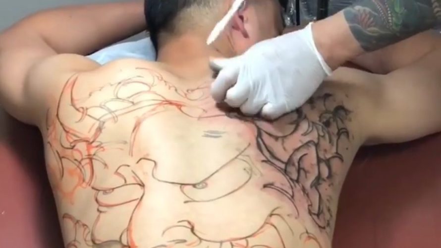 動画 総手彫り 般若 始まりました