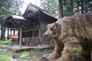 熊野神社のクマ