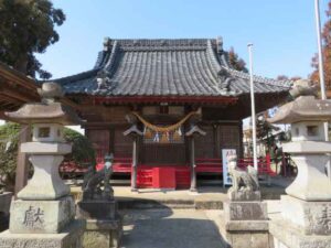 八斗島稲荷神社拝殿