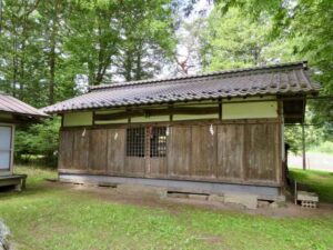 諏訪八幡神社拝殿