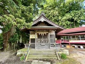 椿名神社拝殿