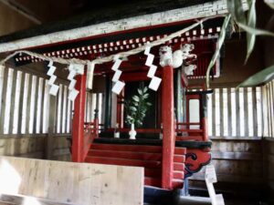 諏訪神社御本殿