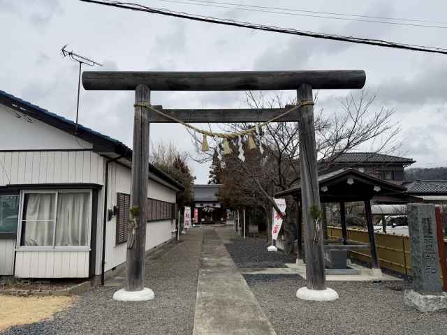 羽黒神社鳥居