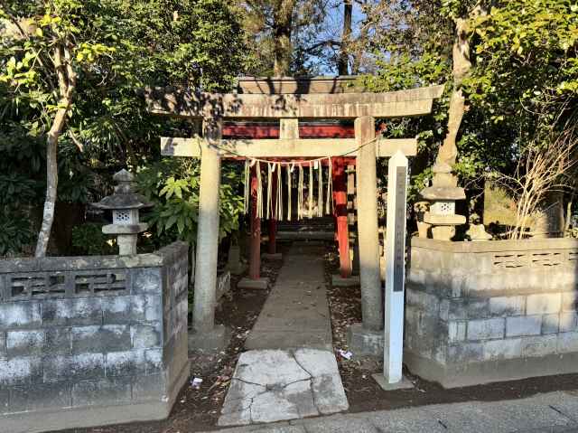 稲荷神社鳥居