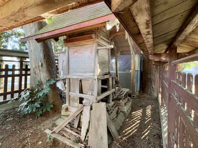 稲荷神社御本殿