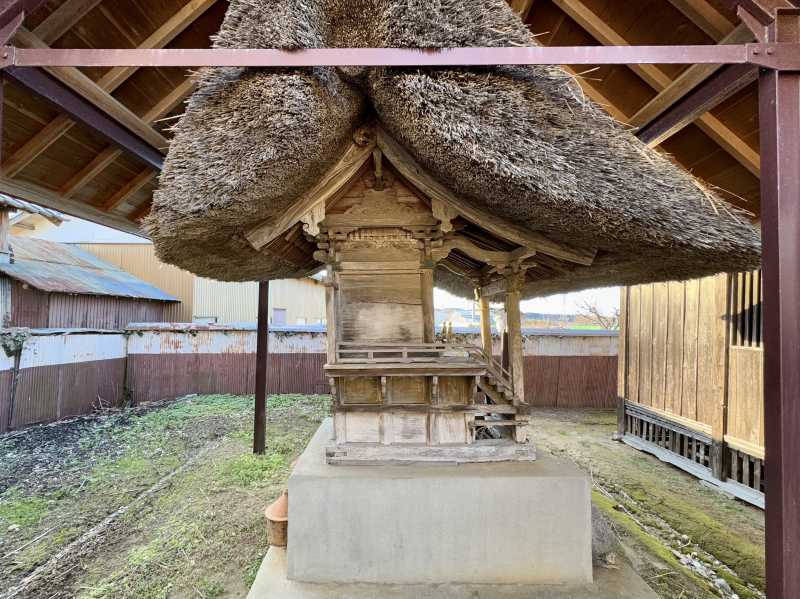 八龍神社御本殿