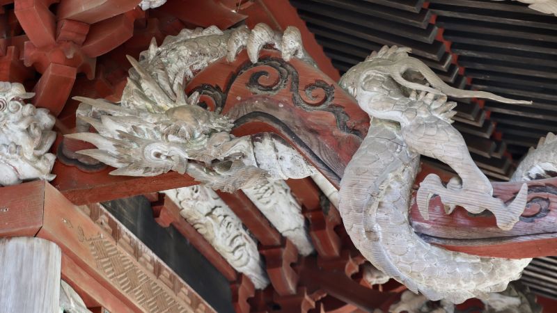 海老虹梁の龍