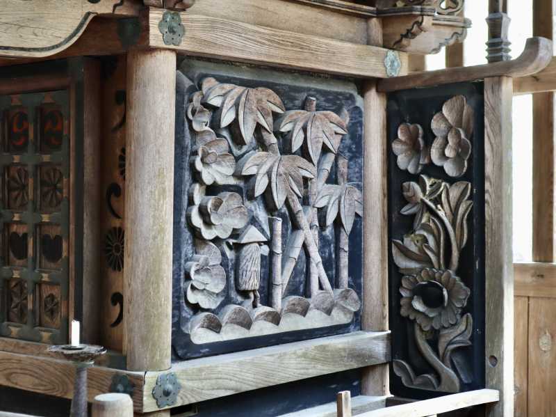 谷倉神社御本殿