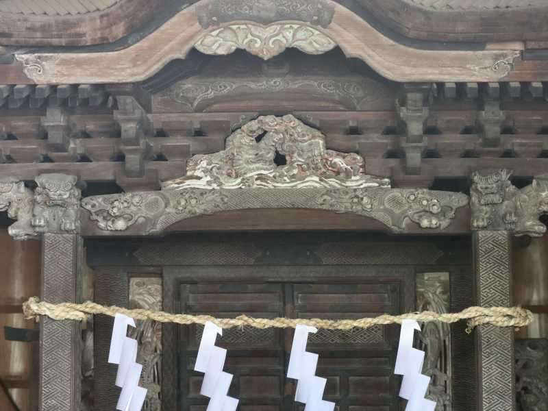 御本殿向拝