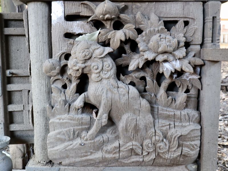 唐獅子牡丹