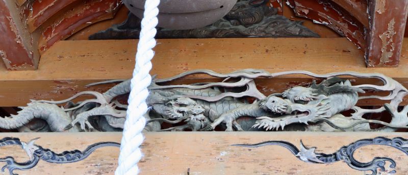 久伊豆神社拝殿向拝の龍