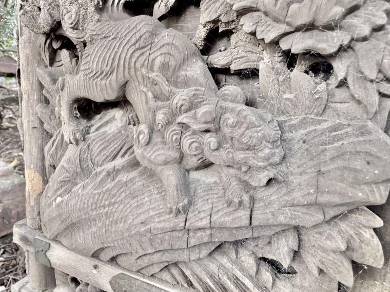 唐獅子牡丹