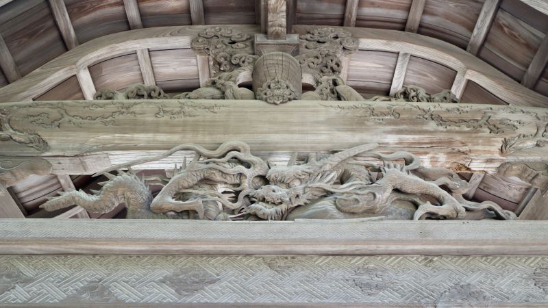 円覚寺方丈前唐門中備の龍