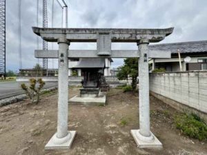 稲荷大明神鳥居