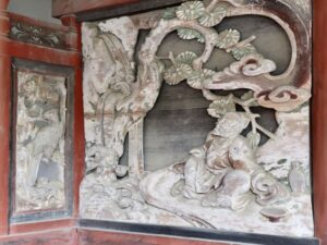 猛禽と李白観瀑