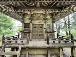 貞祥寺三重塔