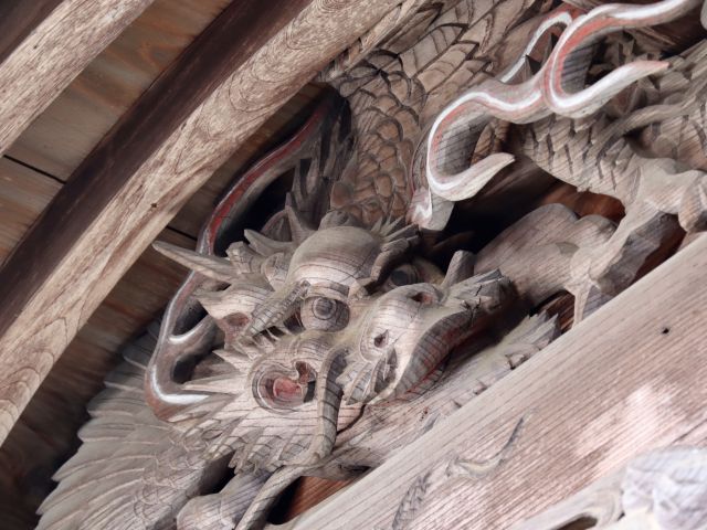 唐破風下の応龍