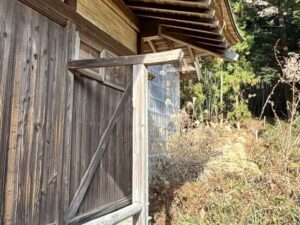 諏訪神社御本殿覆屋