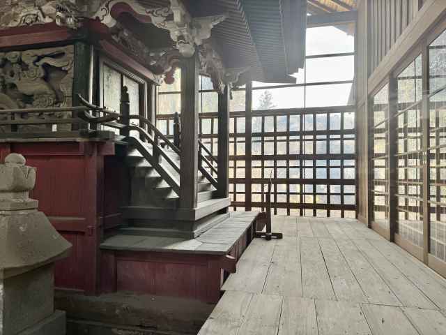 諏訪神社御本殿