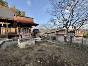 金刀比羅神社境内