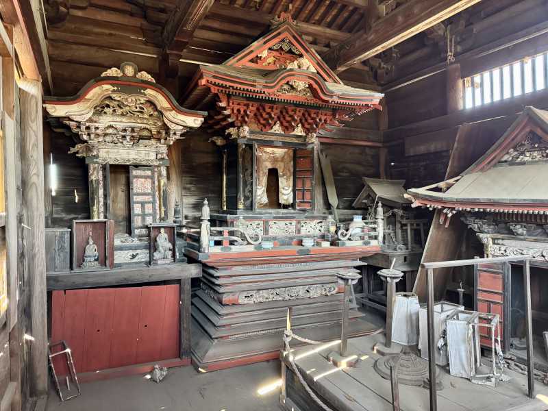 弘誓山無量院観音寺堂宇内部