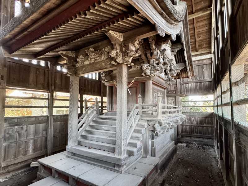 稲荷神社御本殿