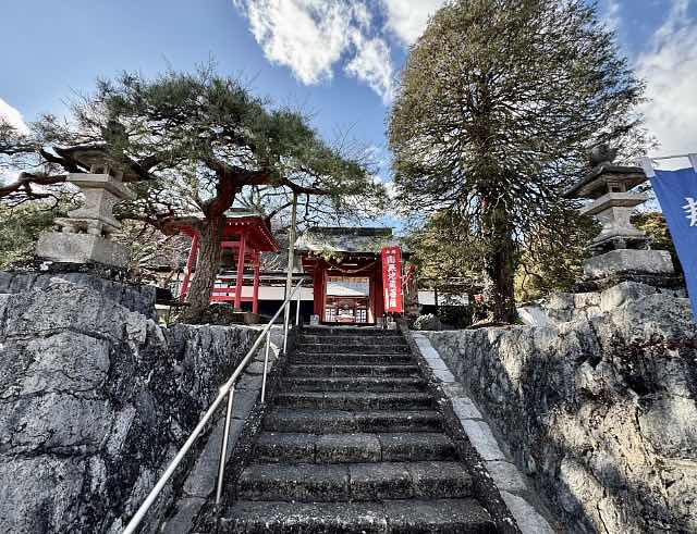 寳蓮寺