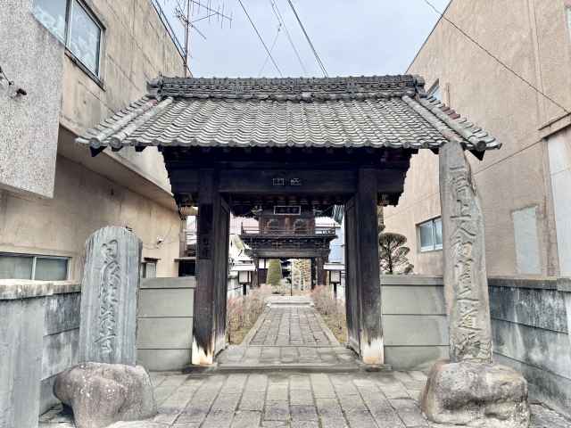 金台寺山門