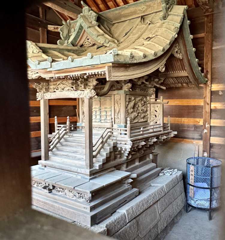 八幡神社御本殿
