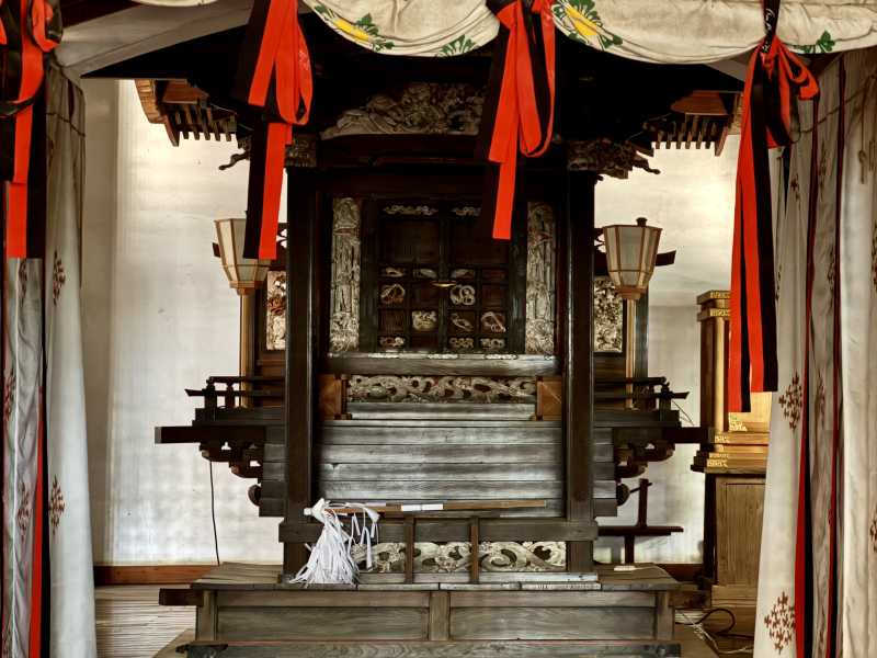 唐子神社御本殿